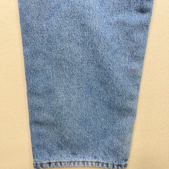 L.L.Bean Men's Classic Fit Straight Jeans Stretch Denim Size 40x29 Blue Mid Wash - Picture 11 of 11